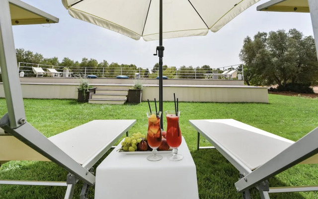 Esclusiva Villa a Ostuni con Piscina 1km dal Mare