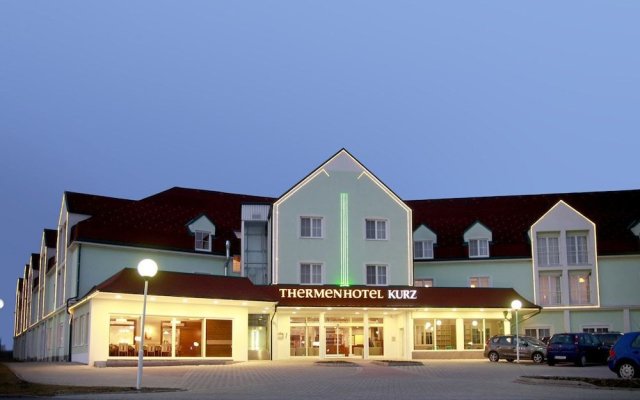 Thermenhotel Kurz