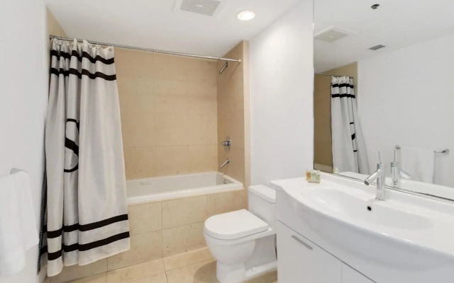 Posh Studio in Brickell by Sonder