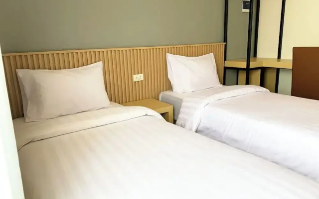 Upcity Hotel By Sajiwa