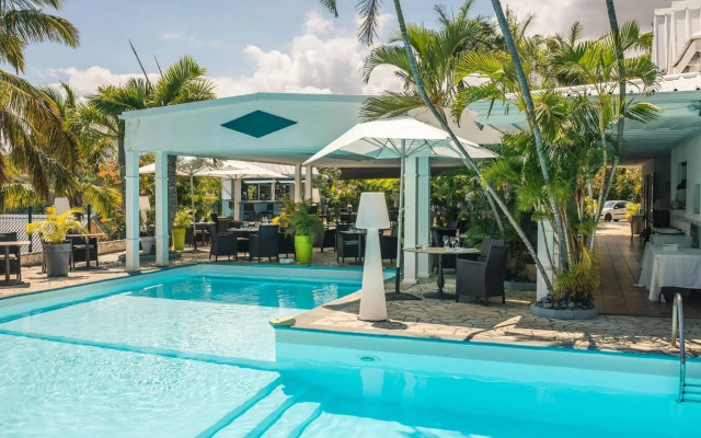 Hôtel Latitude 21