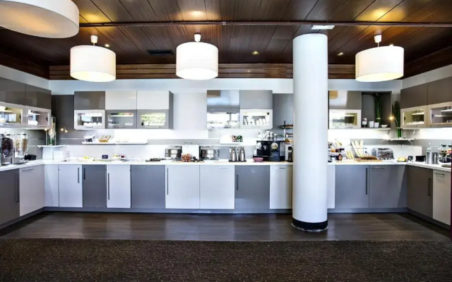 Mercure Toulouse Aeroport Golf de Seilh