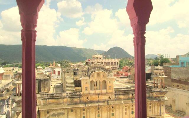 Hotel Pushkar Paramount Palace