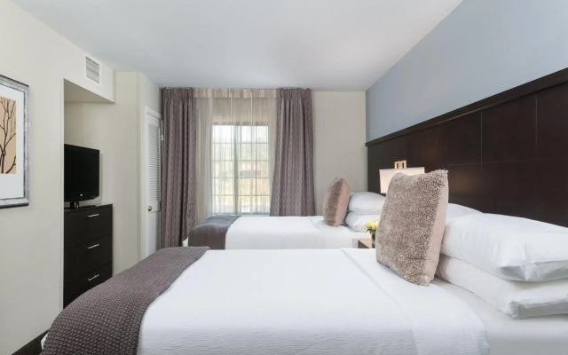Staybridge Suites Chantilly - Dulles Airport by IHG