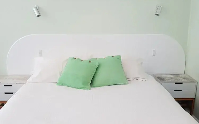 Town House Motor Inn