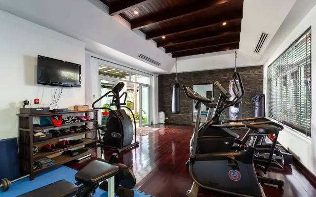 Ocean View Boutique 8BR Pool Villa Sawan