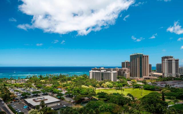 The Ritz-Carlton Residences, Waikiki Beach