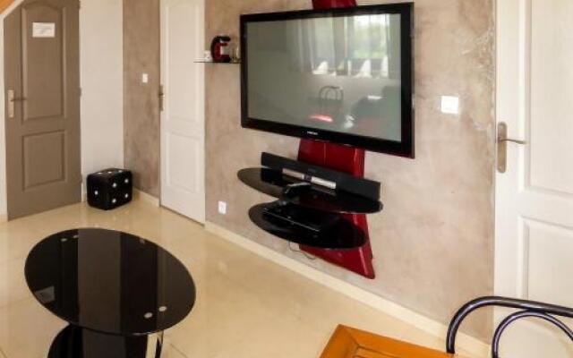 Les Mystères DOmaha Beach