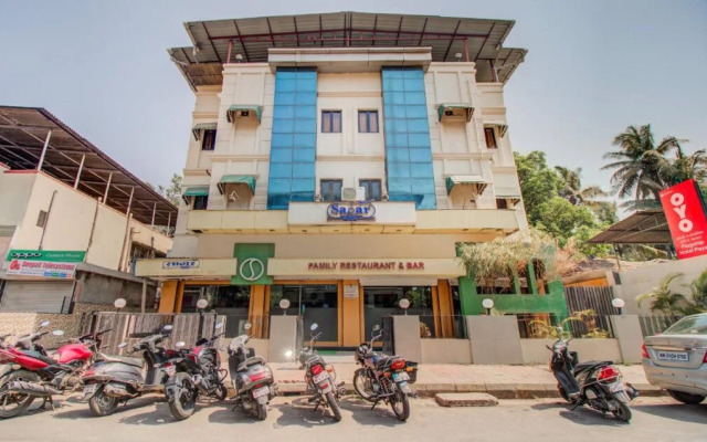 OYO Flagship 29530 Shivaji Chowk