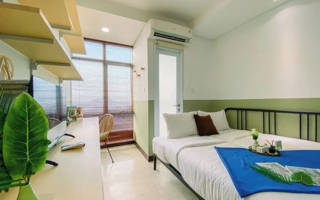 Best And Comfy Studio Apartment B Residence