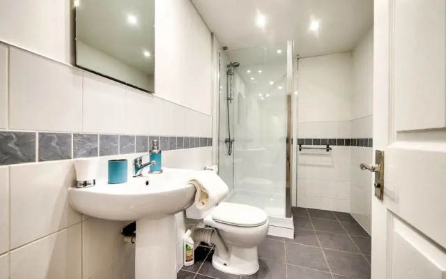 The Fav Flat - Heart of the City Apartment