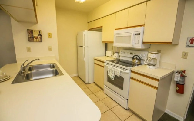 Dennis' Somerset Condo