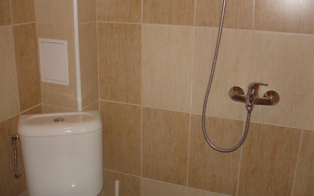Guest House Aja