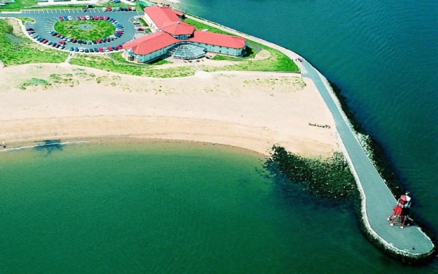 Little Haven Hotel On The Beach