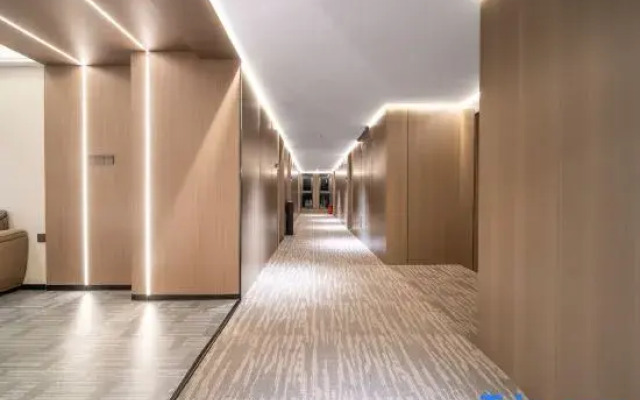 Ruiyuan Hotel (Luoshan Branch)