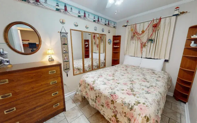 Beach Racquet B by Tybee Vacation Rentals