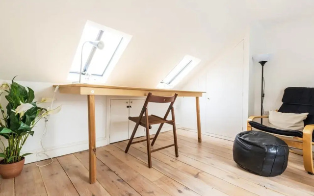 Teachers Cottage