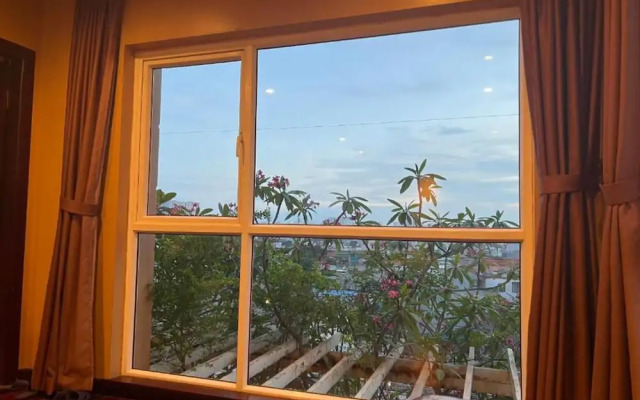 Ha Noi Le Grand Hotel