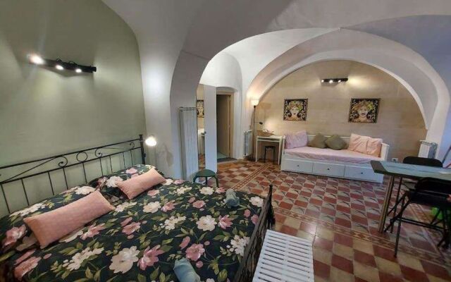 Via Vastea 43, tra il barocco e il mare