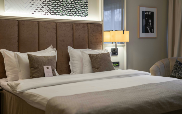Bank Hotel, a member of Small Luxury Hotels of The World