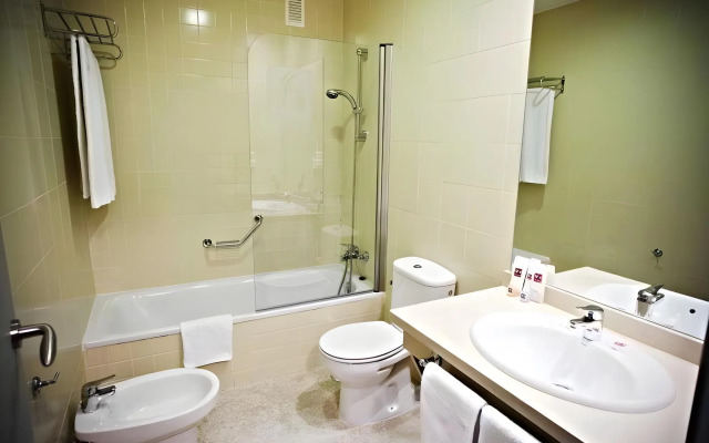 Apartamentos Vértice Sevilla Aljarafe