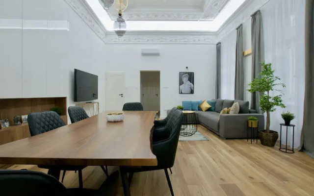 Luxury Apartment by Hi5 - Kálmán Imre Suite