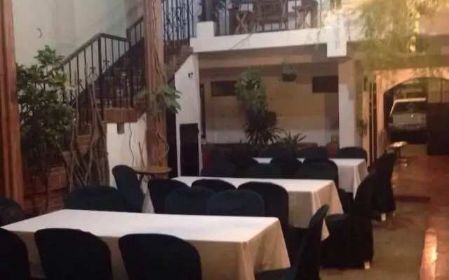 Hotel Calle Ancha
