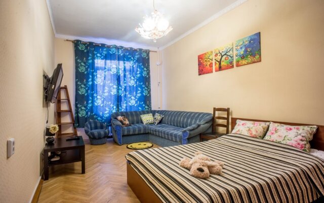 Polyarnikov 7 Apartments