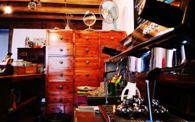 Yun Shang Wu Tian Guesthouse