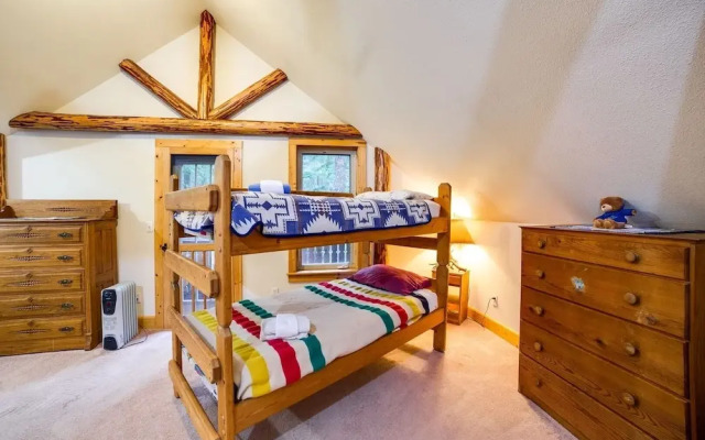 25sl - Hot Tub - Bbq - Pets Ok - Wifi - Sleeps 6 1 Bedroom Home by RedAwning