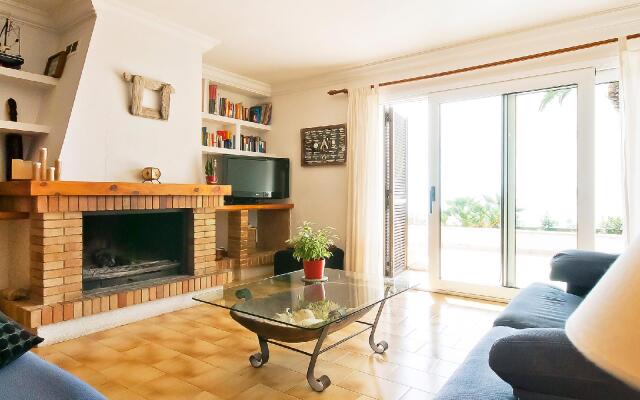 Alcanada 76 - Three Bedroom