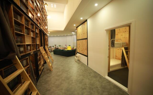 Book Home Gyeongju