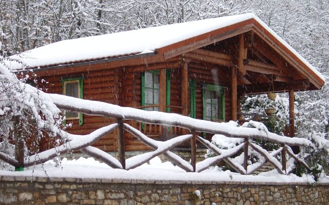 Xenios Chalets