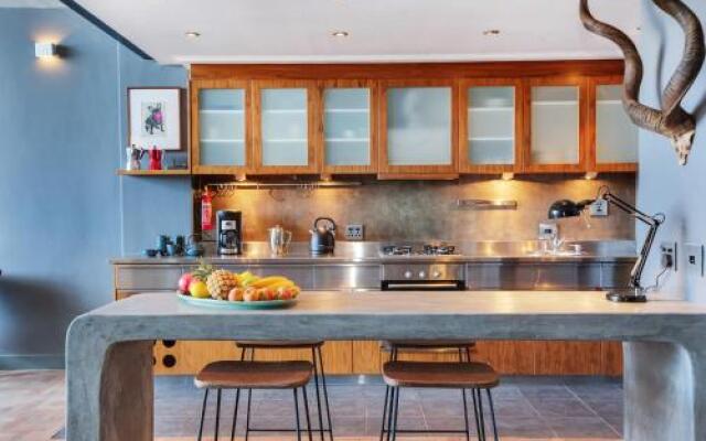 Leyden House Loft Apartment