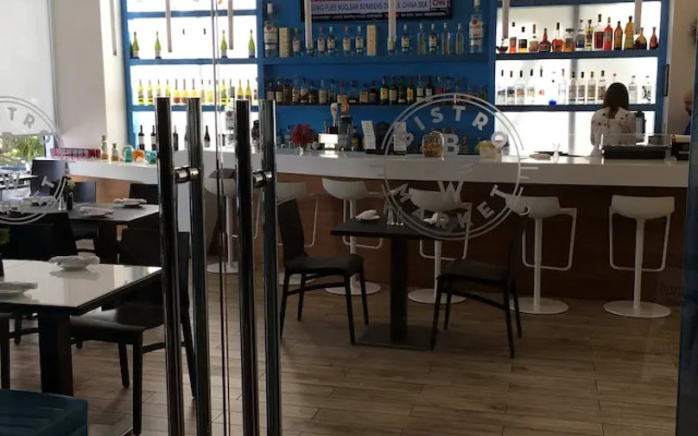 Beachwalk Condo With Beach Club 1bed 1bath