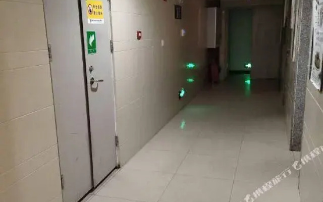 Yalexuan Hotel