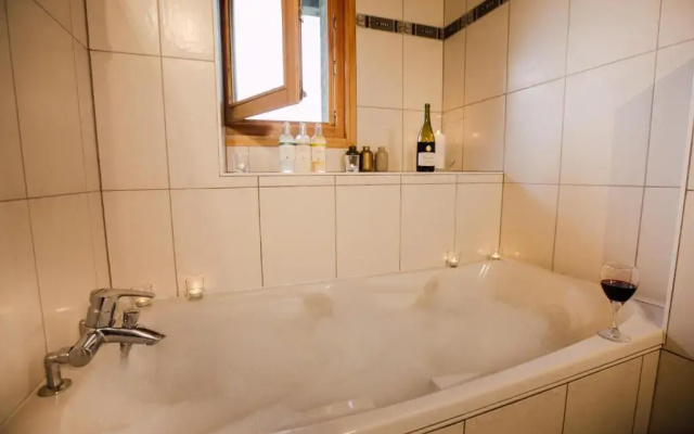 Ferme a Jules - Stunning Farmhouse Sleeps Up To 26