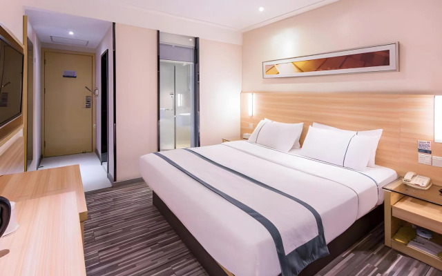 City Comfort Inn Shenzhen Longhua Bus Station Qinghu Metro Station