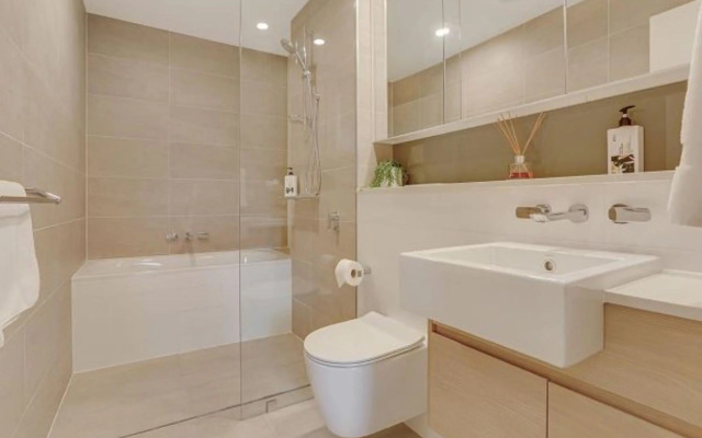 Luxury High End Unit Private Courtyard on Ground Level