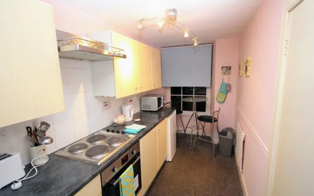 Silver Lining - St Patrick Sq Apartment