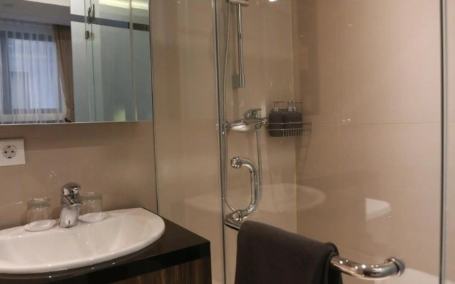 S7 Suites Gandaria