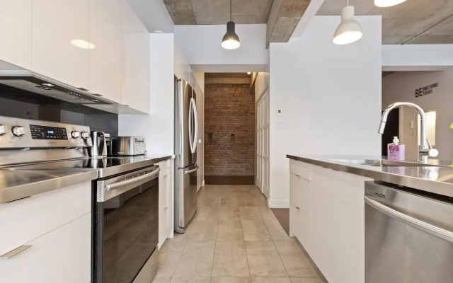 Condotel LeLuxe St-Denis St - mtlFlats