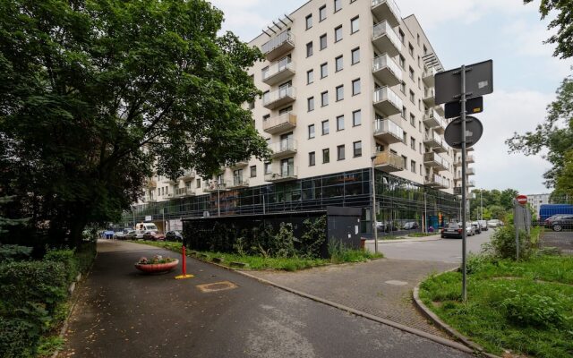 Bright Studio Legnicka by Renters