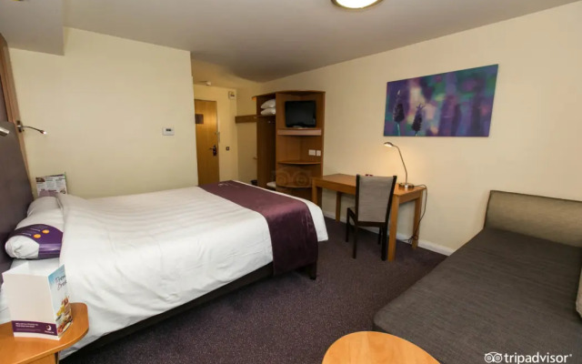 Premier Inn Barnsley (Dearne Valley)