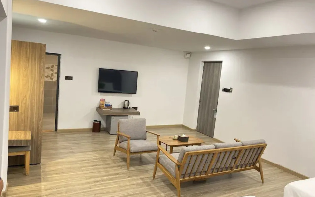 Green Oasis Hotel
