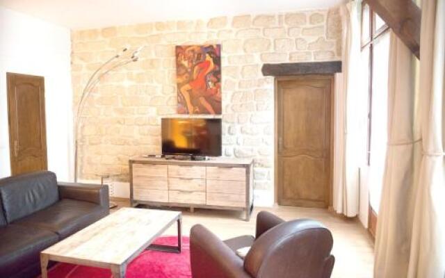 Apartment Rue Amelot