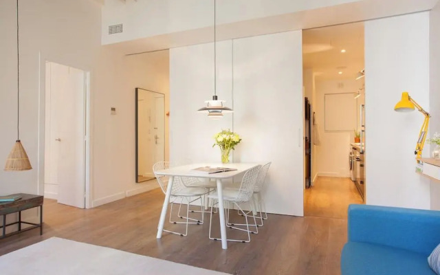 Sealona Center Apartments