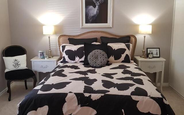 La Maison Riviere - THE RIVER HOUSE Bed & Breakfast