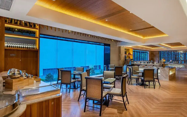 Relax Life Hotel Guangzhou Science City