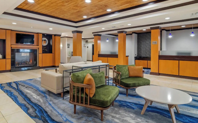 Fairfield Inn & Suites by Marriott Commerce